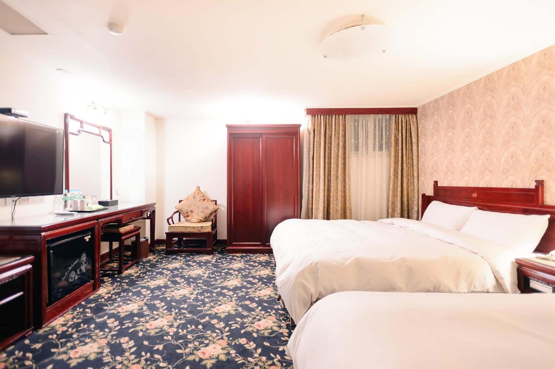 Kiwi Hotel MRT Wenxin Branch  Taichung Exterior foto